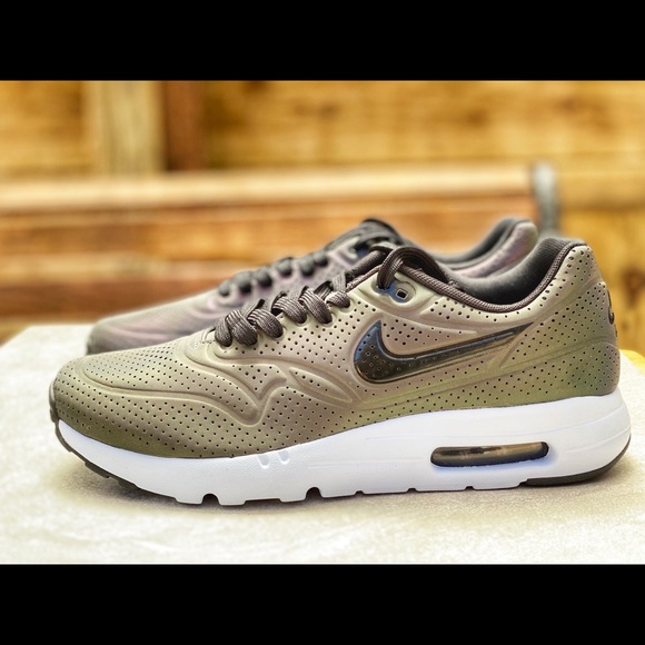 Nike Air Max 1 Ultra Moire iridescent - Picture 9 of 15